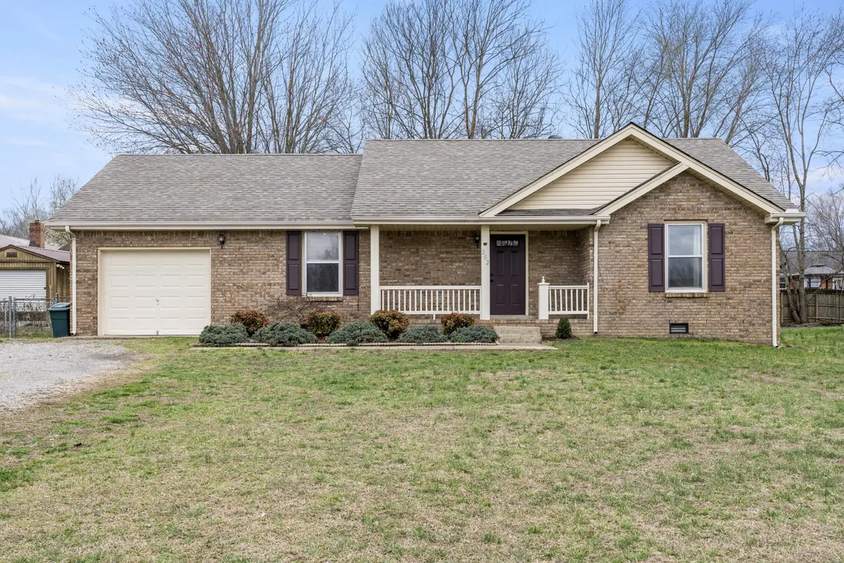 202 Millstone Cir, Clarksville, TN 37042 - #1