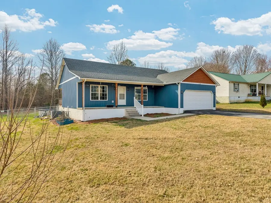 164 Prosperity Dr, Sparta, TN 38583 - #3