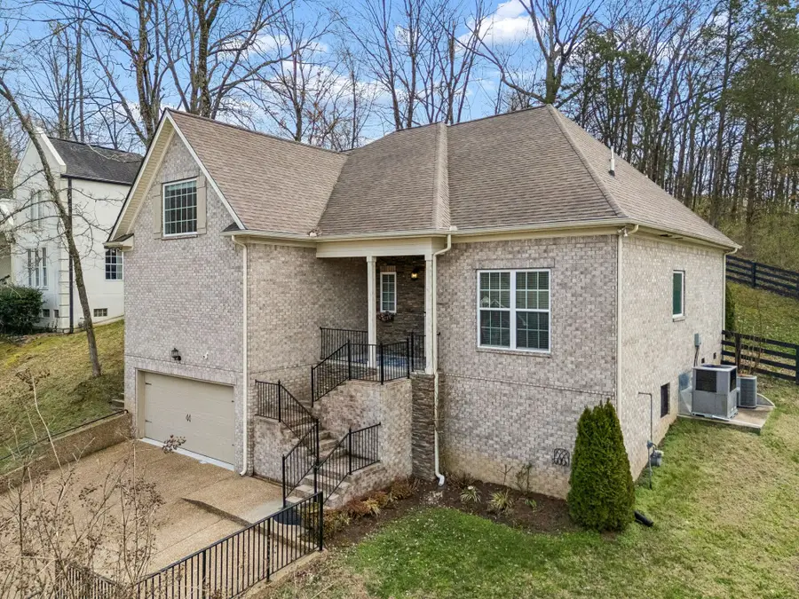 7000 Still Spring Hollow Dr, Nashville, TN 37221 - #3