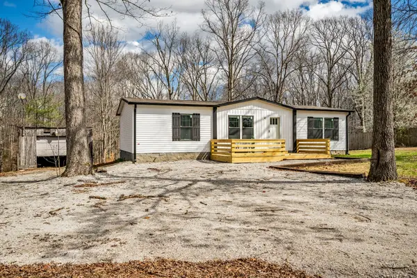 8130 Oak Springs Rd, Nunnelly, TN 37137