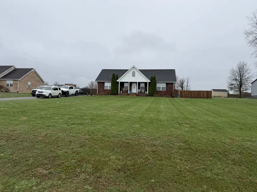 1002 Spire Way Dr, Castalian Springs, TN 37031 - #3