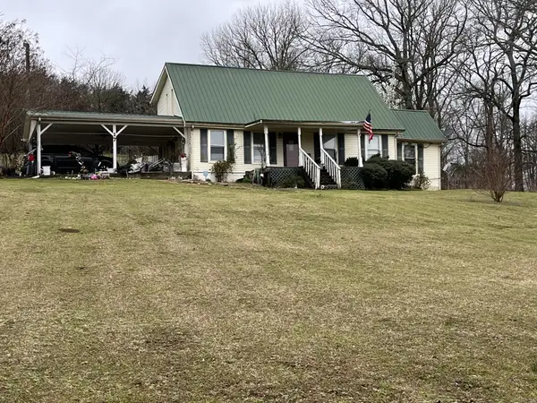 17 Blankenship Hollow Rd, Fayetteville, TN 37334