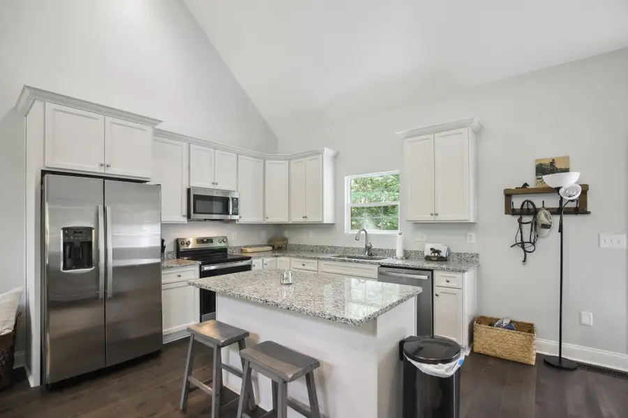 122 Deerwood Ct, Dickson, TN 37055 - #3