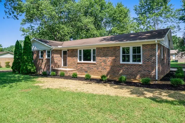 814 Chickasaw Trl, McMinnville, TN 37110 - #3