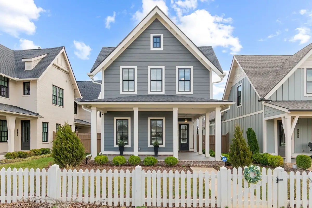 2620 Buckner Ln, Thompsons Station, TN 37179 - #1