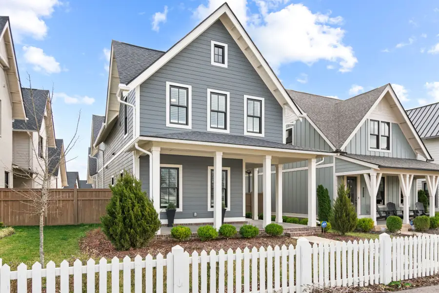 2620 Buckner Ln, Thompsons Station, TN 37179 - #2