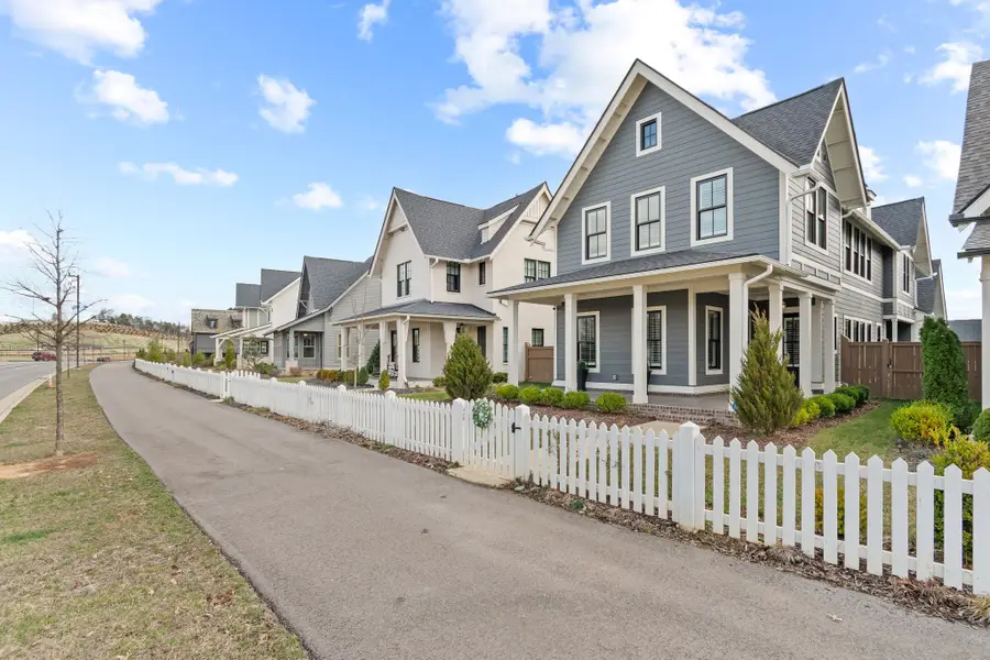 2620 Buckner Ln, Thompsons Station, TN 37179 - #3