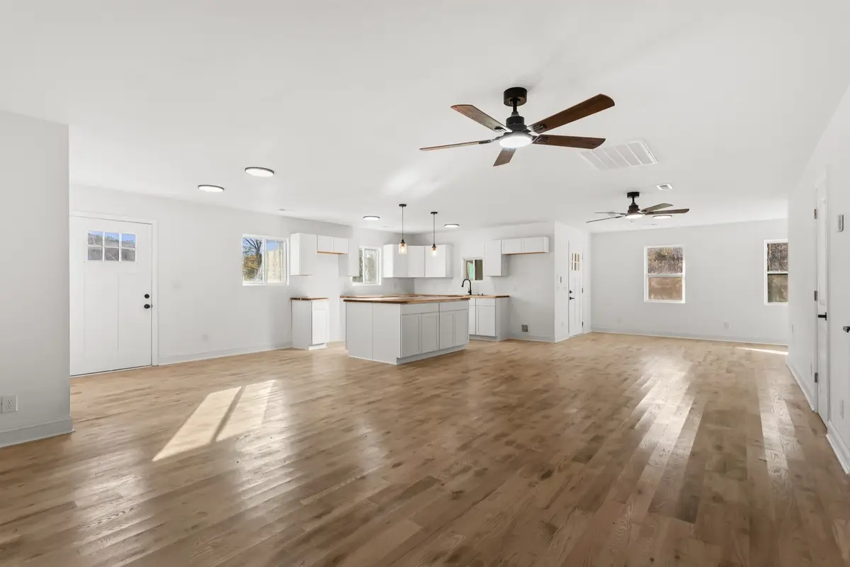 8637 Dog Branch Rd, Mount Pleasant, TN 38474 - #1