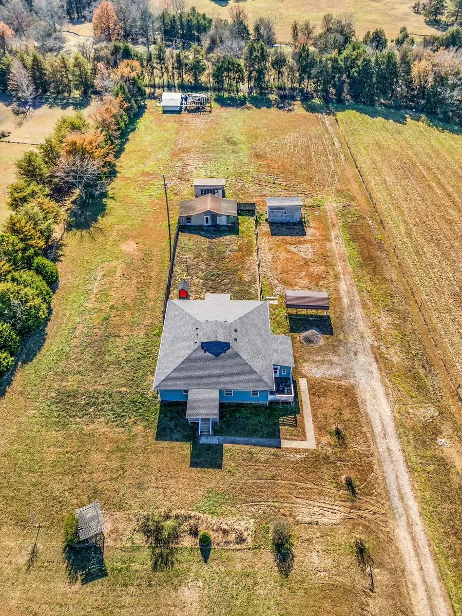 2190 Unionville Deason Rd, Bell Buckle, TN 37020 - #2