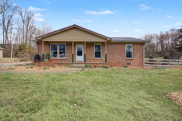 2636 Owens Dr, Santa Fe, TN 38482