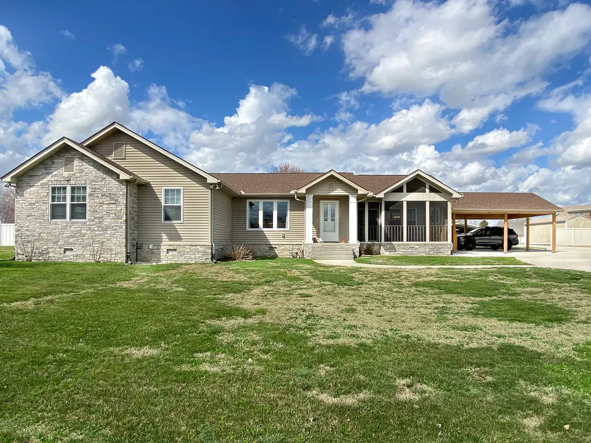 577 Maple Springs Rd, Manchester, TN 37355 - #1