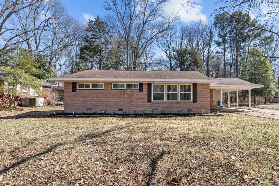 170 Westview St, Camden, TN 38320 - #2