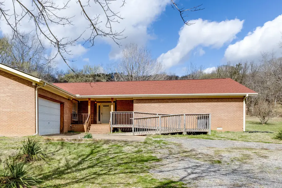 4058 Old State Rd, Hampshire, TN 38461 - #3