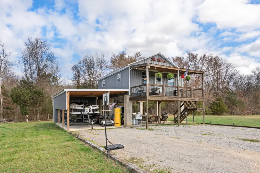 168 Mackin Rd, Linden, TN 37096 - #3