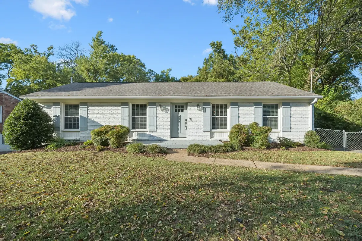 338 Lynn Dr, Nashville, TN 37211 - #1