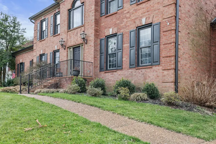 605 Cotswold Park Ct, Franklin, TN 37069 - #2