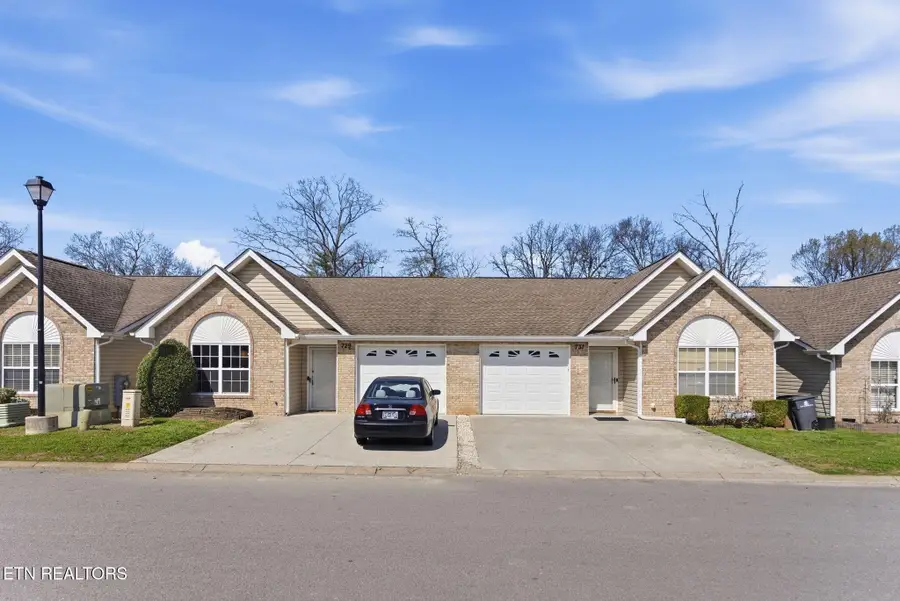 729 Graham Way, Knoxville, TN 37912 - #2