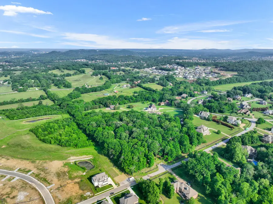 3119 Chase Point Dr, Franklin, TN 37067 - #2