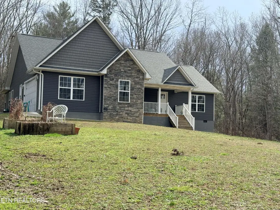 1063 Circle Drive, Jamestown, TN 38556 - #3