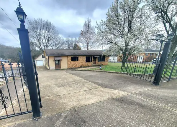 18 Roberts Ln, Lebanon, TN 37087