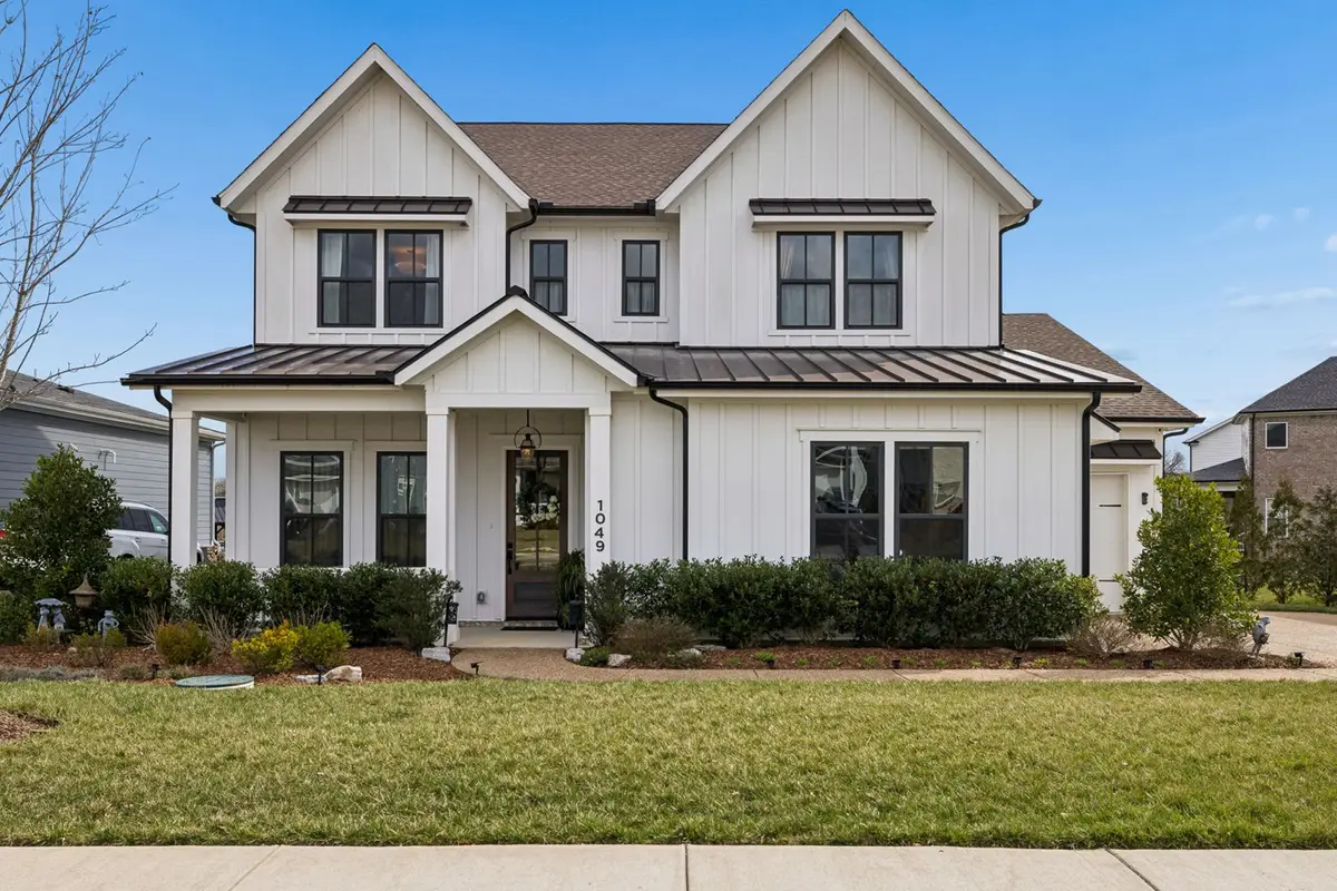 1049 Pine Creek Dr, Arrington, TN 37014 - #1