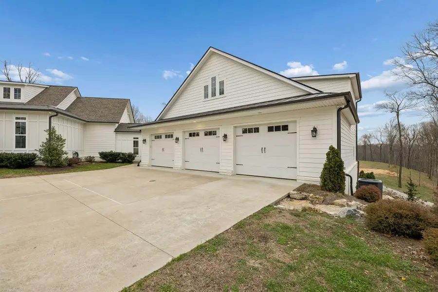 2750 Haywood Hollow Rd, Columbia, TN 38401 - #3