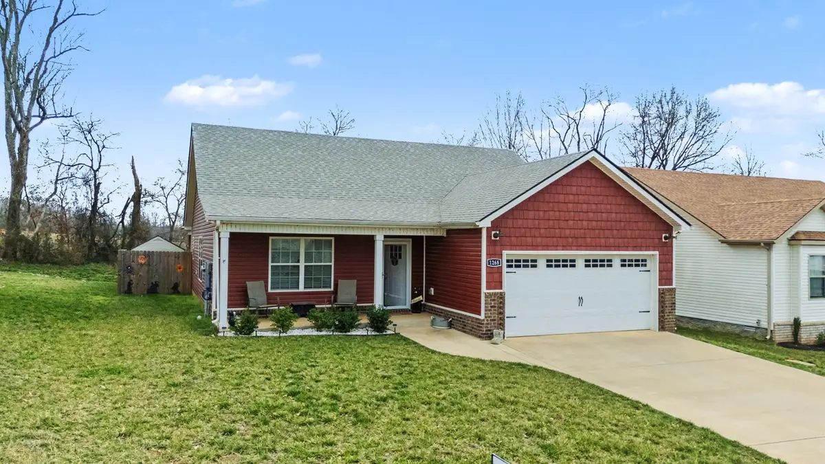 1268 Cardinal Creek Dr, Clarksville, TN 37040 - #1