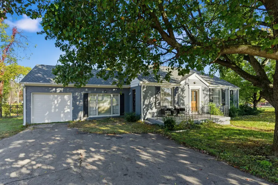 5600 Vine Ridge Dr, Nashville, TN 37205 - #2