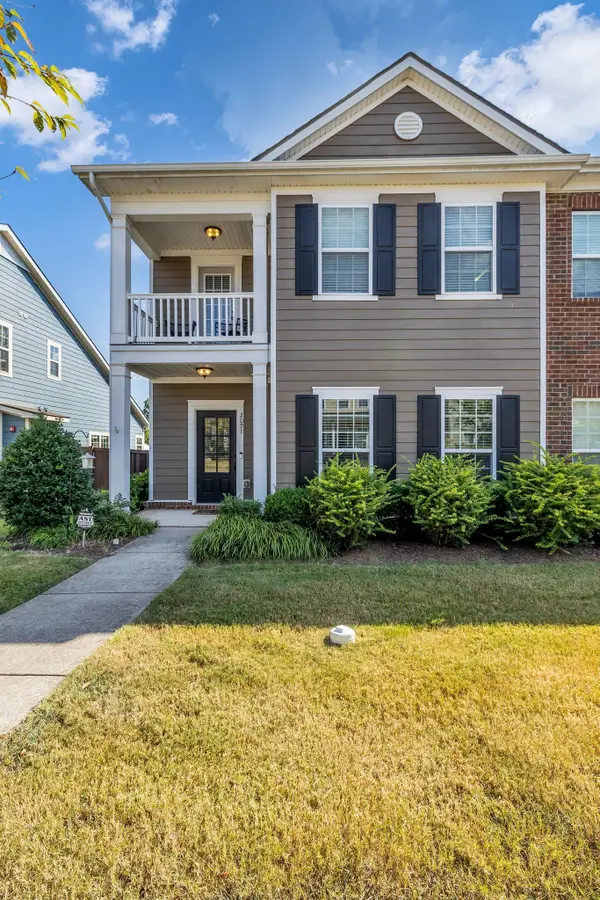 2091 Hemlock Dr, Spring Hill, TN 37174