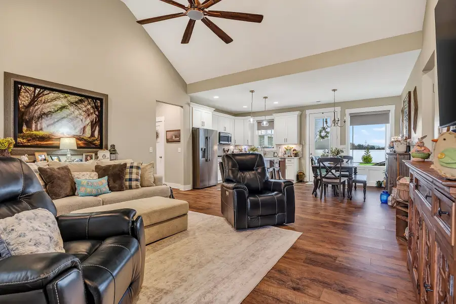 1073 Arch Cope Rd, Morrison, TN 37357 - #3