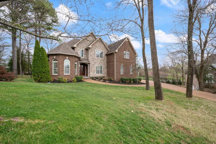 853 Glastonbury Ct, Clarksville, TN 37043 - #3