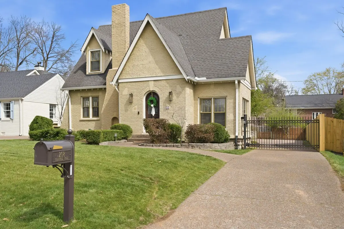 208 Cherokee Rd, Nashville, TN 37205 - #1