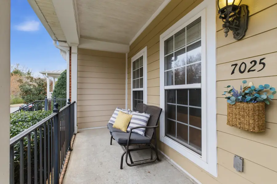 7025 Sunnywood Dr, Nashville, TN 37211 - #2