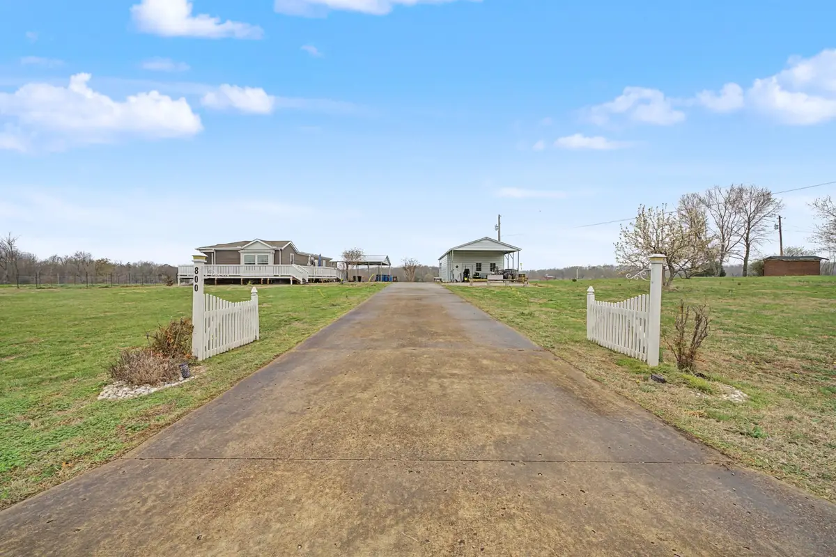 800 Ballard Rd, Camden, TN 38320 - #1