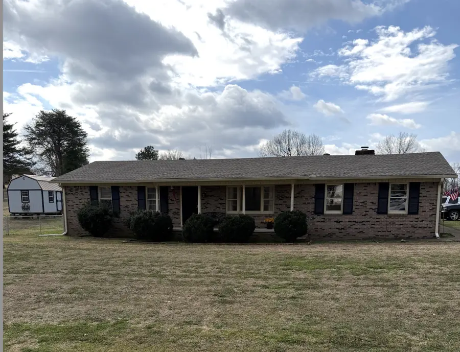 420 General Forrest Dr, Bruceton, TN 38317 - #2