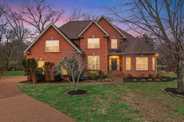 3104 Shropshire Ct, Thompsons Station, TN 37179