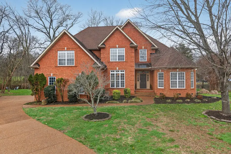 3104 Shropshire Ct, Thompsons Station, TN 37179 - #2