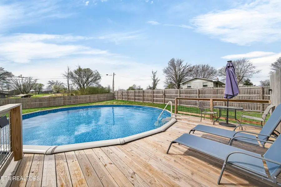 225 Peach St, Baxter, TN 38544 - #3