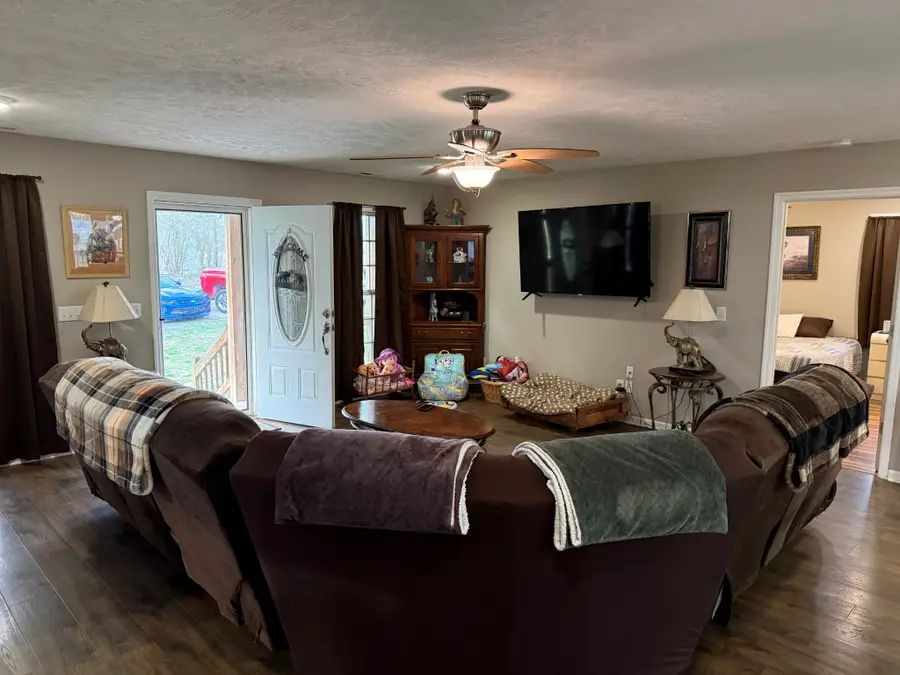 7719 Elkton Pike, Prospect, TN 38477 - #3