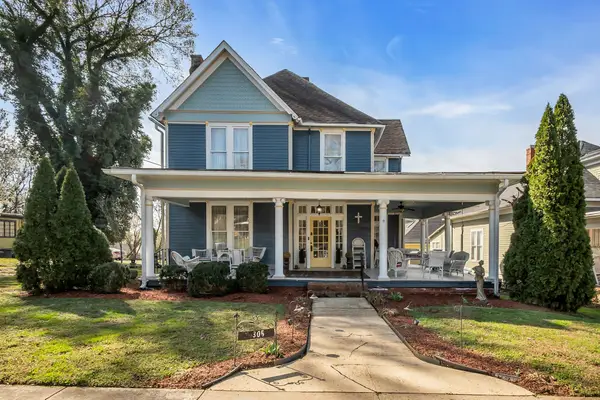 305 Washington St E, Fayetteville, TN 37334