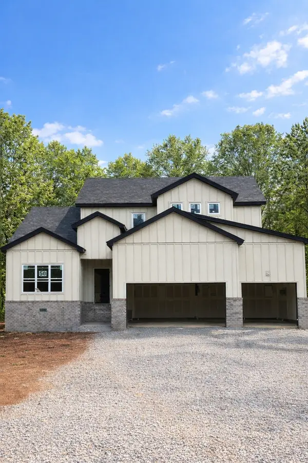 1725 Powell Rd, Clarksville, TN 37043