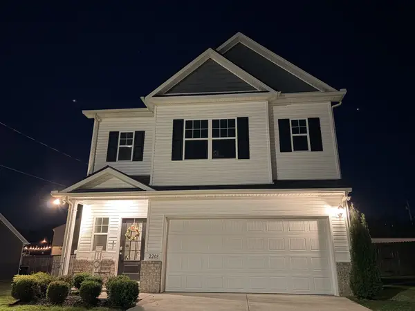 2208 Zeva Cir, Columbia, TN 38401