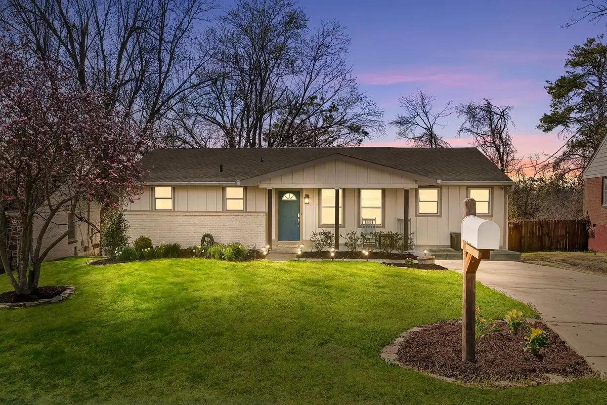 3125 Lake Park Dr, Nashville, TN 37211 - #1