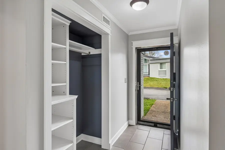 1900 Richard Jones Rd #M4, Nashville, TN 37215 - #3