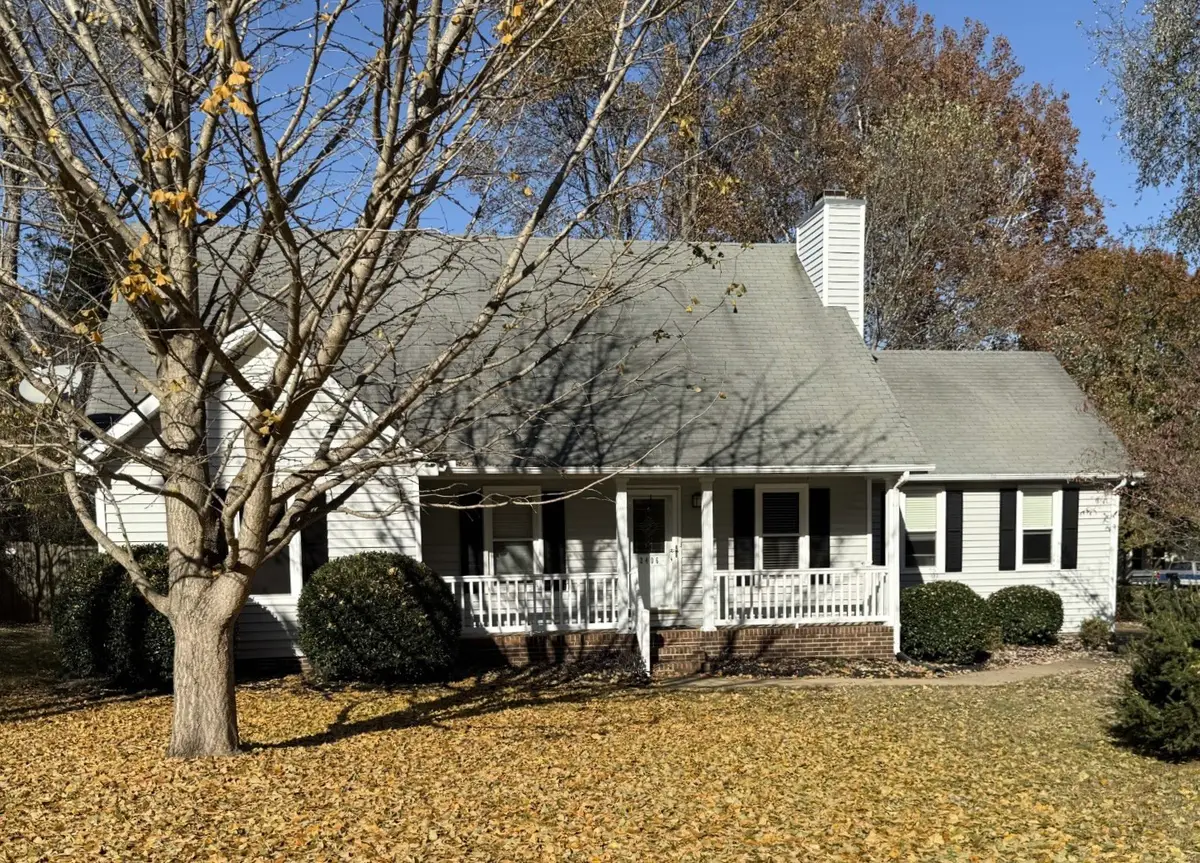 2406 Bennington Dr, Murfreesboro, TN 37129 - #1