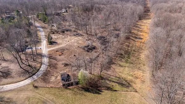 150 Dogwood Ln, Leoma, TN 38468