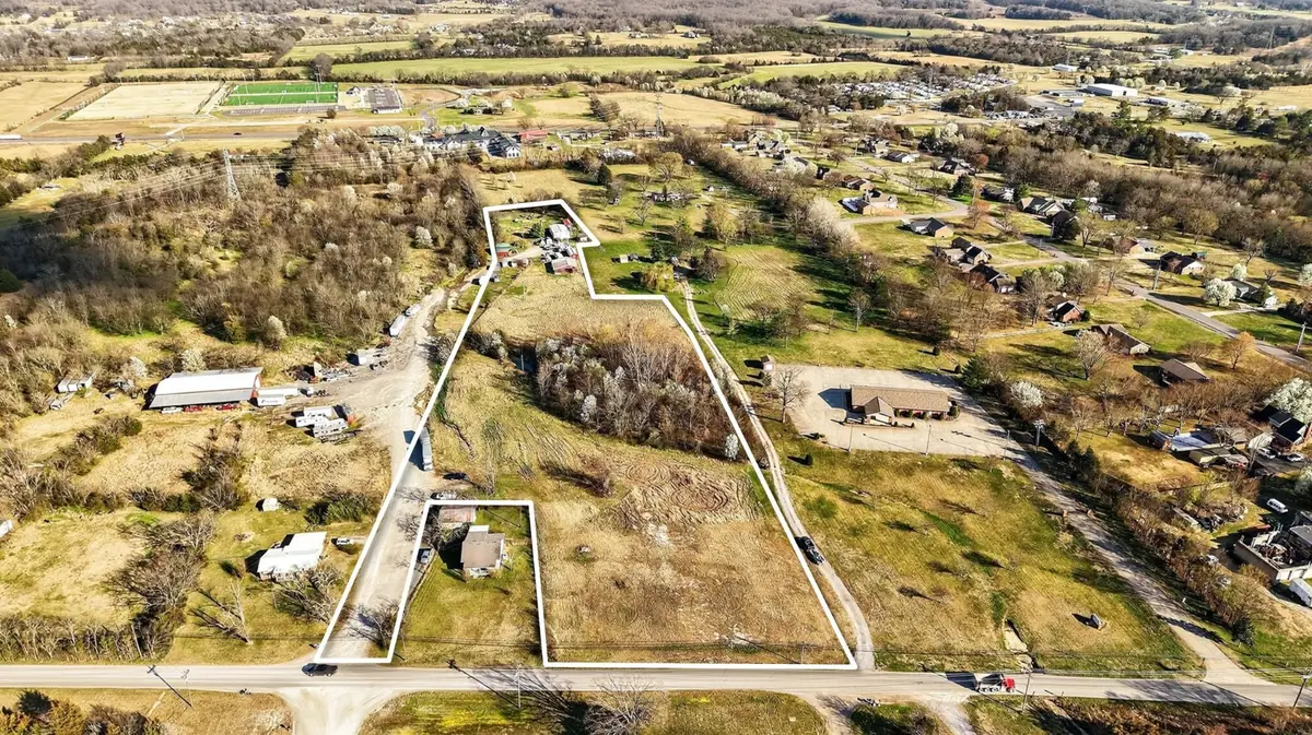 3195 Old Murfreesboro Rd W, Lebanon, TN 37090 - #1