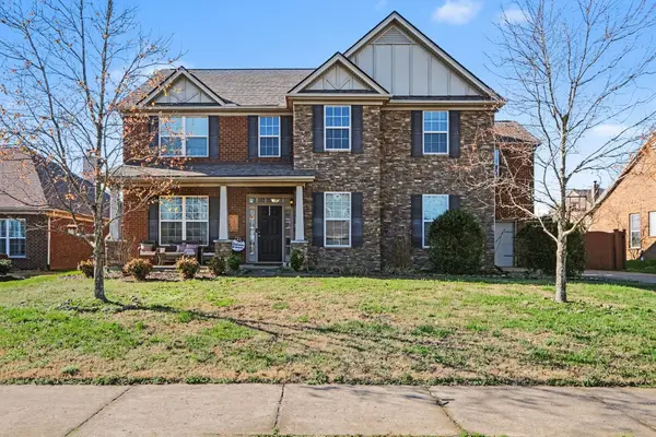 1006 Abberley Cir, Hendersonville, TN 37075