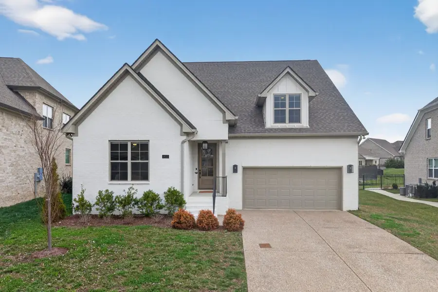 1822 Witt Way Dr, Spring Hill, TN 37174 - #2