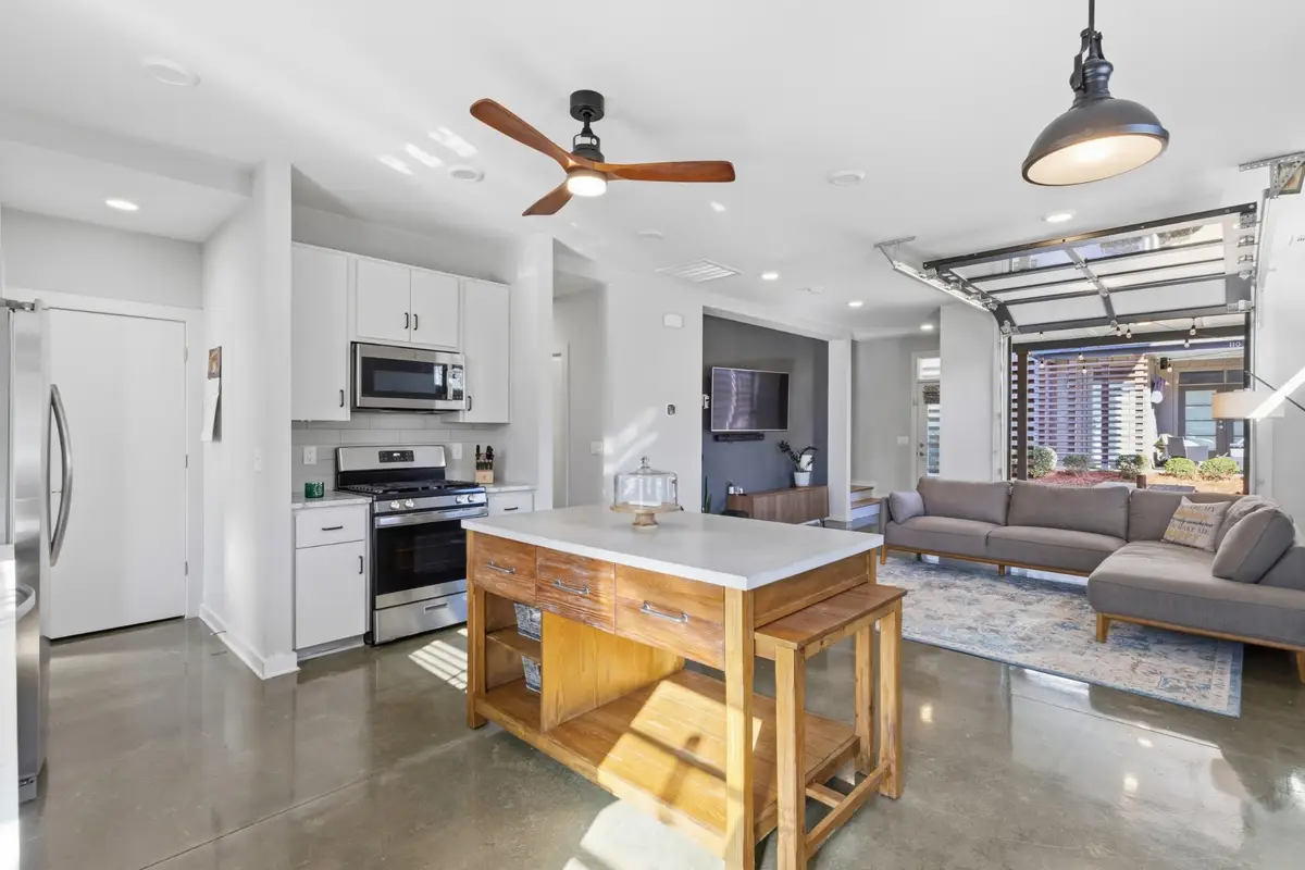 2508 Colbert Dr, Nashville, TN 37206 - #1